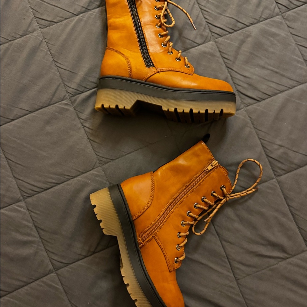 MIA Tan Lace-Up Combat Boots BRAND NEW - Picture 5 of 11